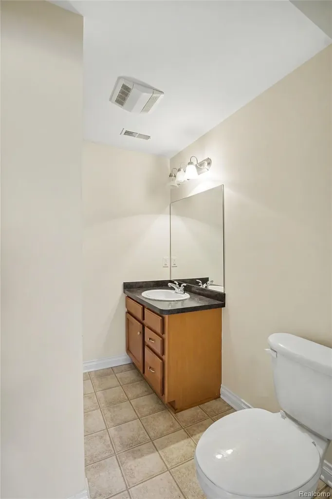 4395 Cross Creek Boulevard Burton City MI 48509