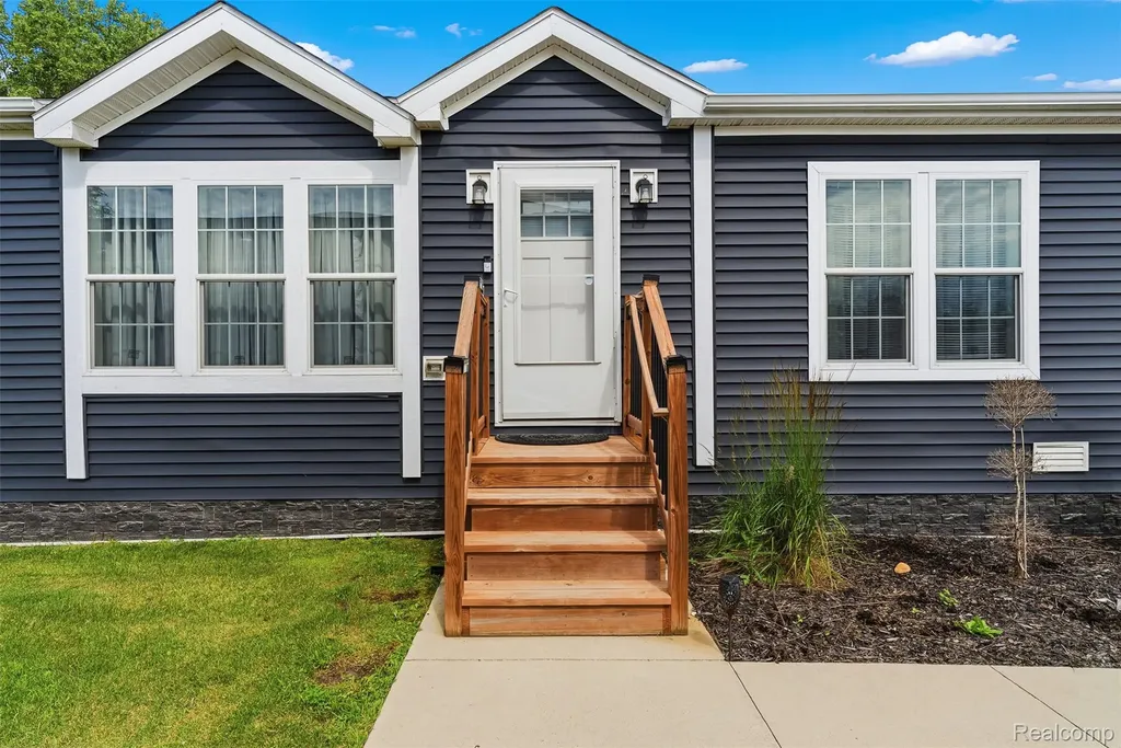 6450 Prince Boulevard Tyrone Township MI 48430