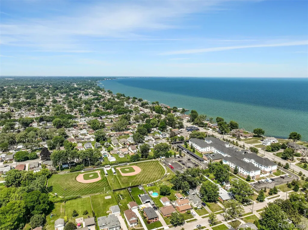 22327 Martin Road St. Clair Shores City MI 48081