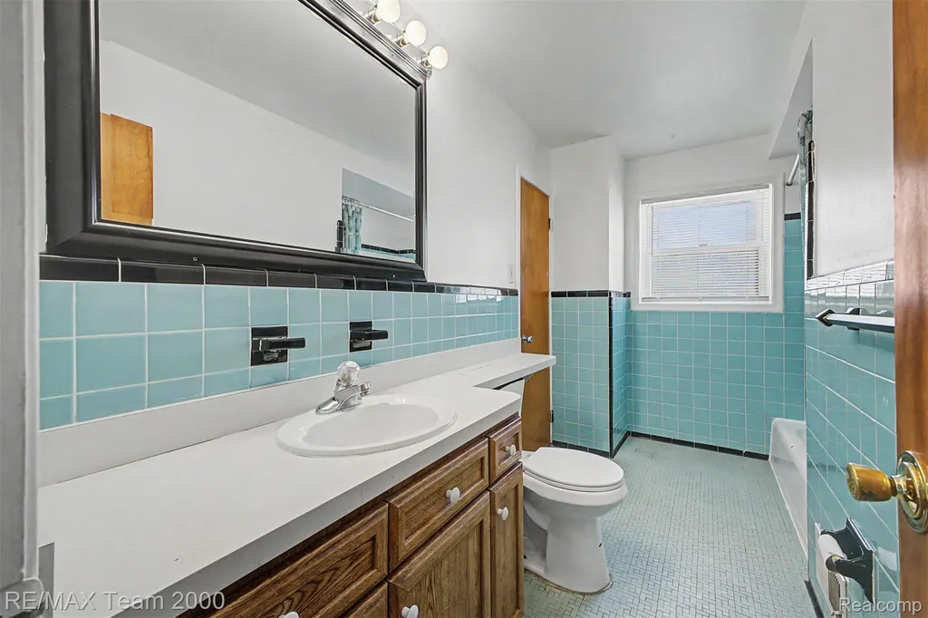 4947 Roosevelt Boulevard Dearborn Heights City MI 48125