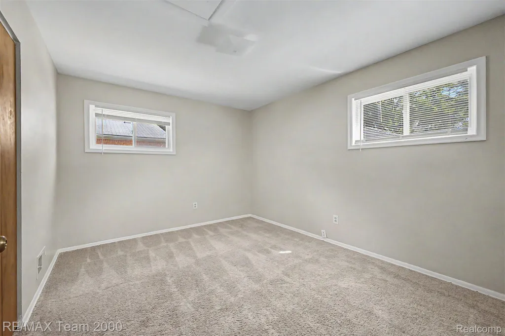 4947 Roosevelt Boulevard Dearborn Heights City MI 48125
