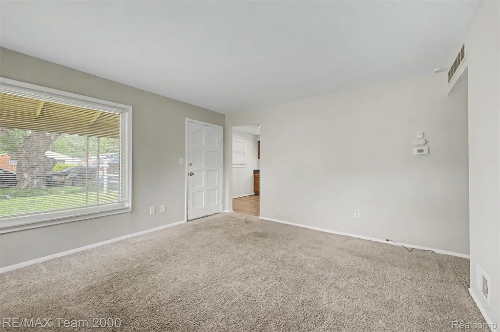 4947 Roosevelt Boulevard Dearborn Heights City MI 48125