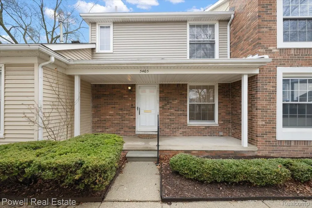 3403 Crooks Road Royal Oak City MI 48073