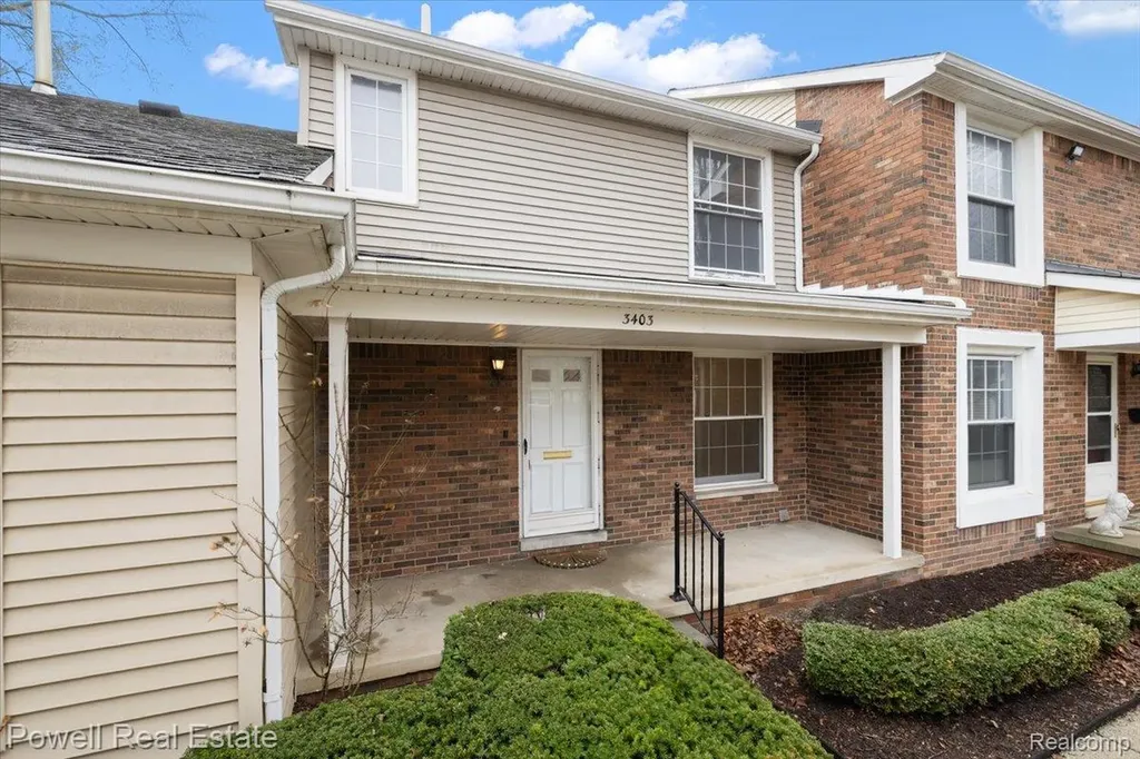 3403 Crooks Road Royal Oak City MI 48073