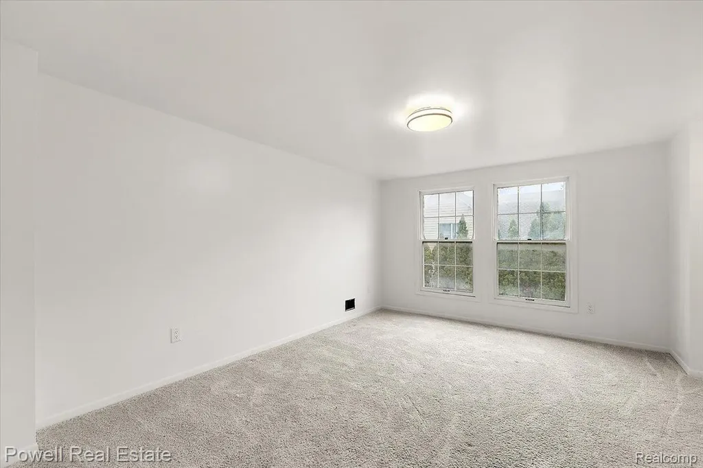 3403 Crooks Road Royal Oak City MI 48073