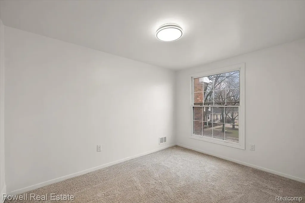 3403 Crooks Road Royal Oak City MI 48073