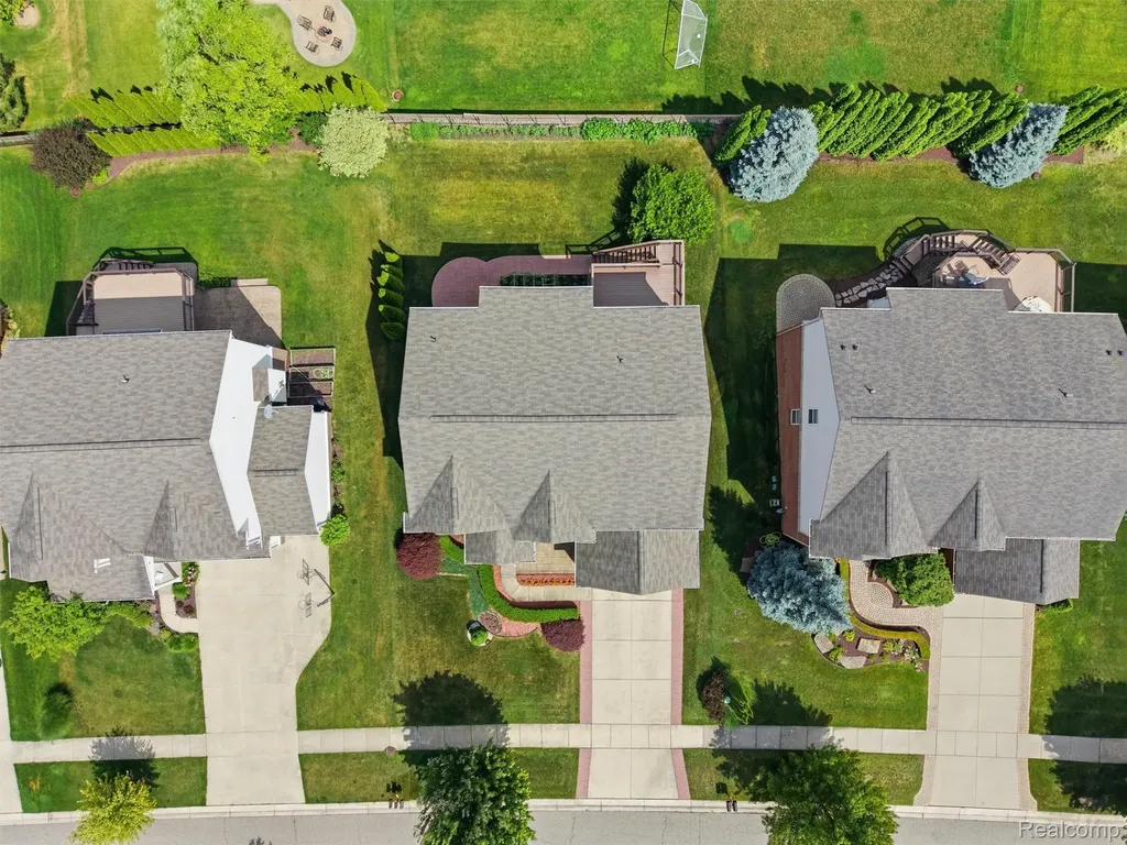 4853 Catalina Drive Orion Charter Township MI 48359