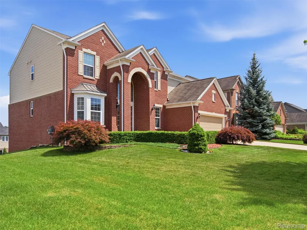4853 Catalina Drive Orion Charter Township MI 48359