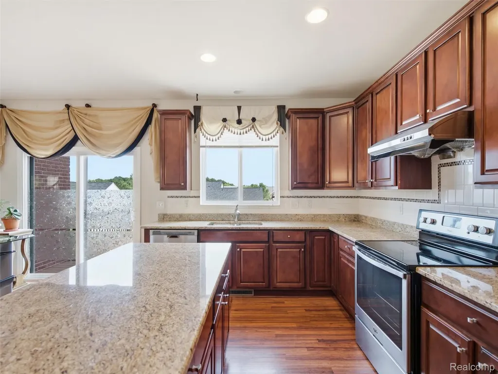 4853 Catalina Drive Orion Charter Township MI 48359