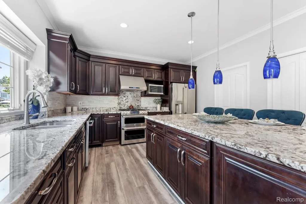 443 Lenox Drive Canton Charter Township MI 48188