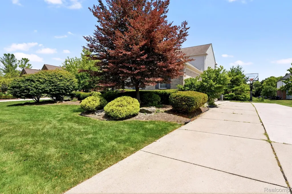 443 Lenox Drive Canton Charter Township MI 48188