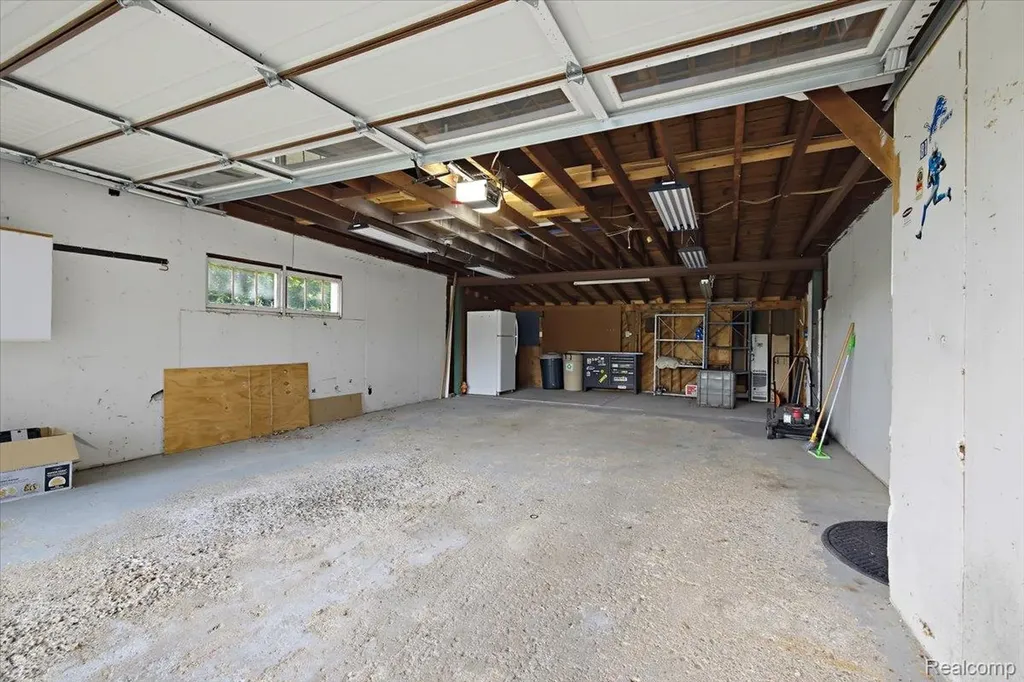 986 Gill Street Oxford Charter Township MI 48371