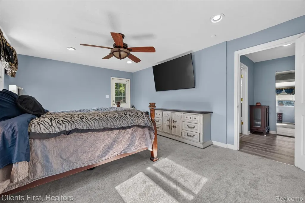 36852 Chase Street Romulus City MI 48174