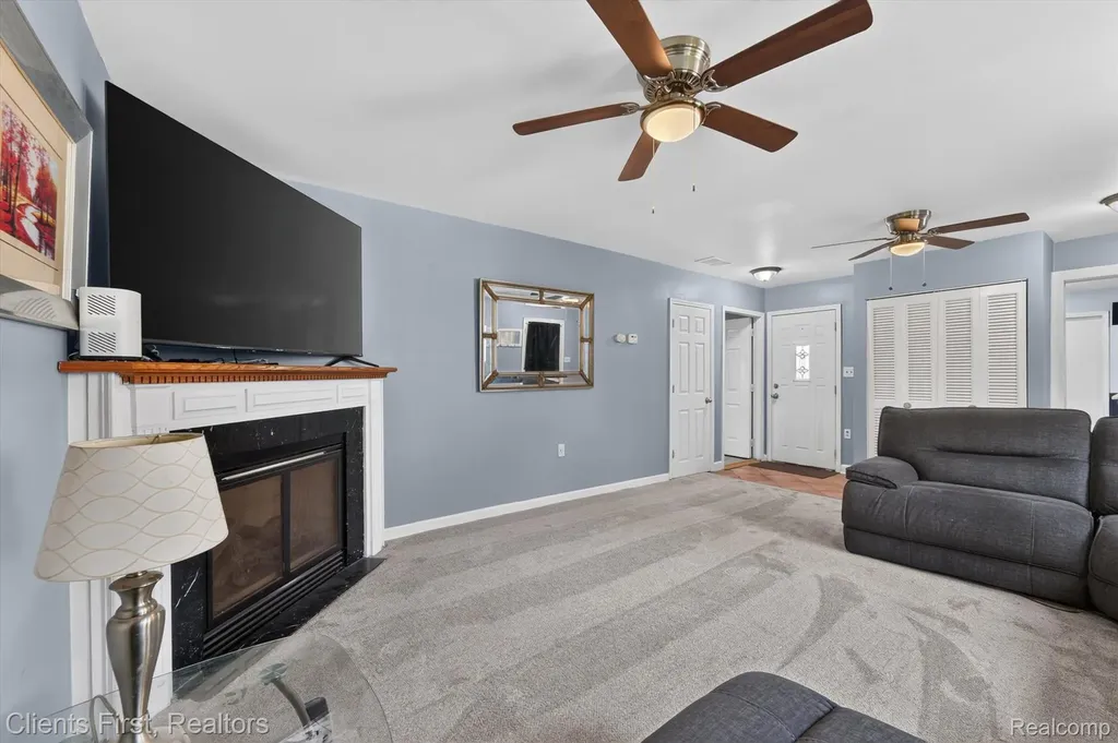 36852 Chase Street Romulus City MI 48174