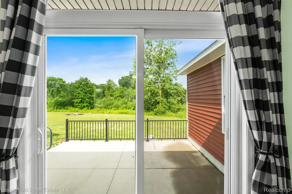 4730 River Hill Drive China Township MI 48054