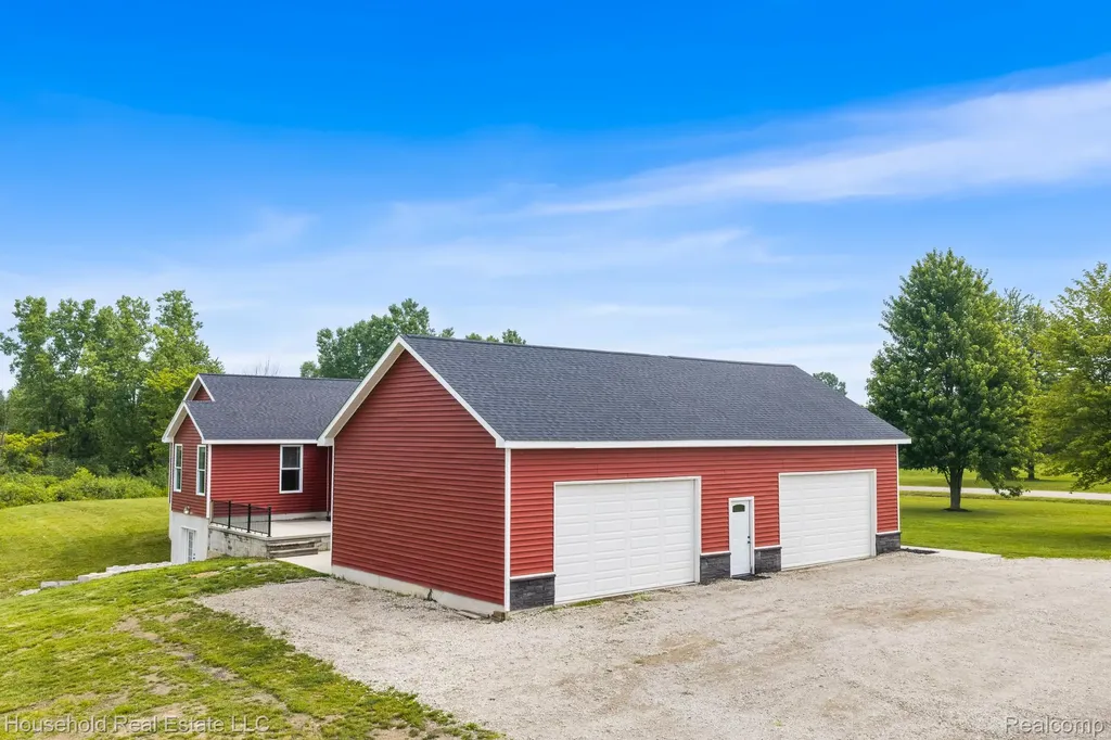 4730 River Hill Drive China Township MI 48054