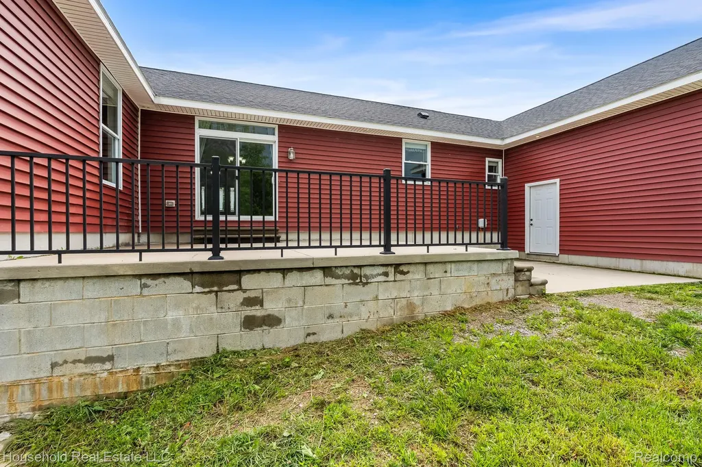 4730 River Hill Drive China Township MI 48054