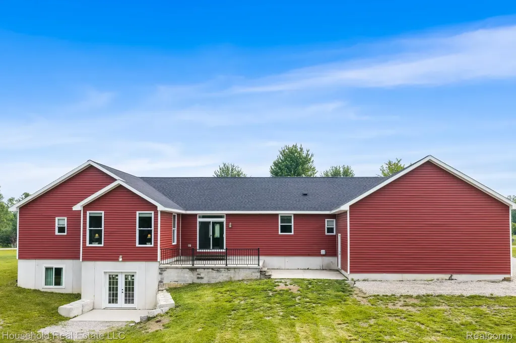 4730 River Hill Drive China Township MI 48054