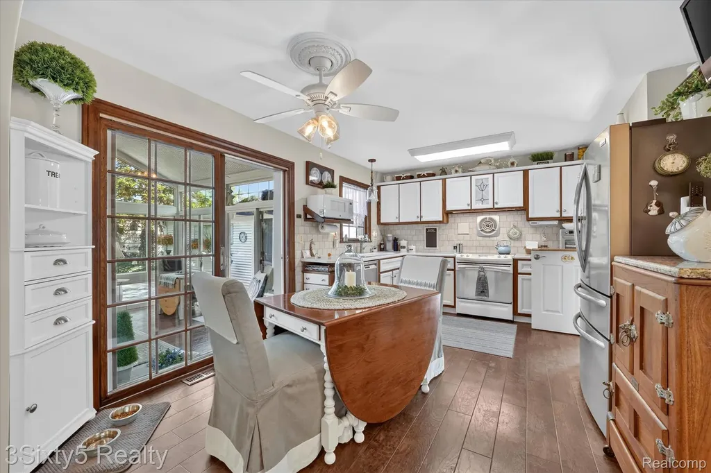 22386 Donnelly Court Brownstown Charter Township MI 48193