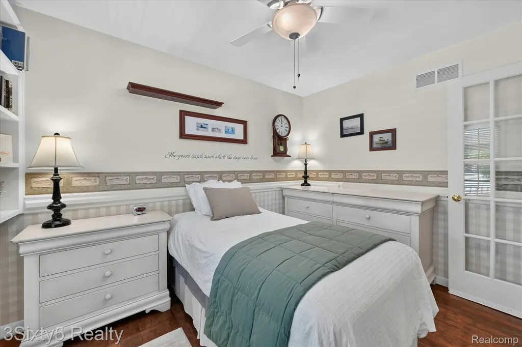 22386 Donnelly Court Brownstown Charter Township MI 48193