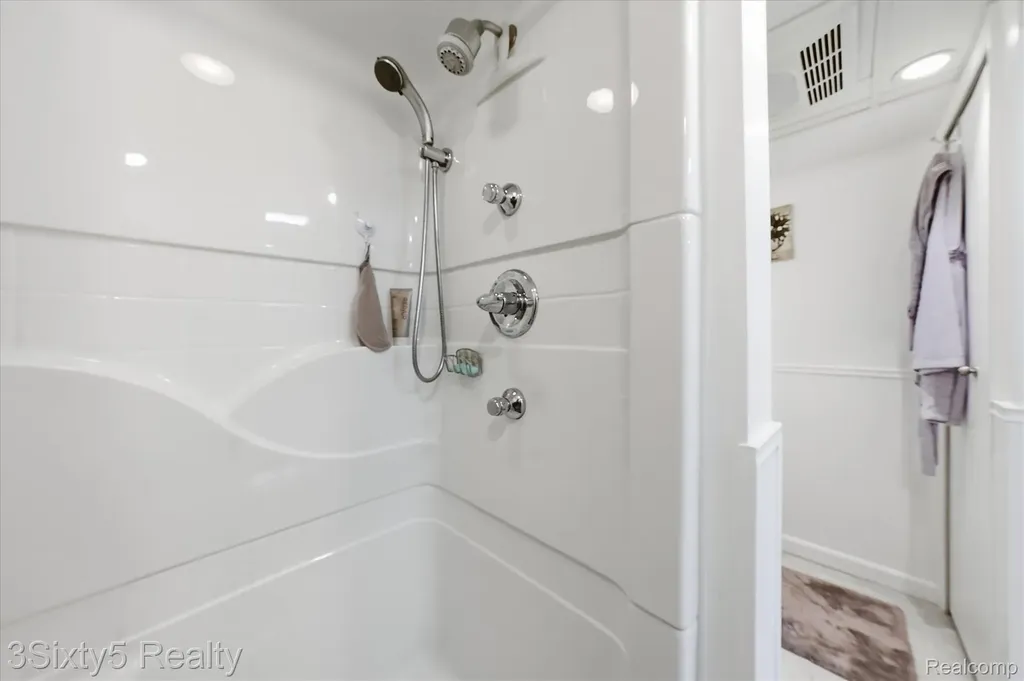 22386 Donnelly Court Brownstown Charter Township MI 48193
