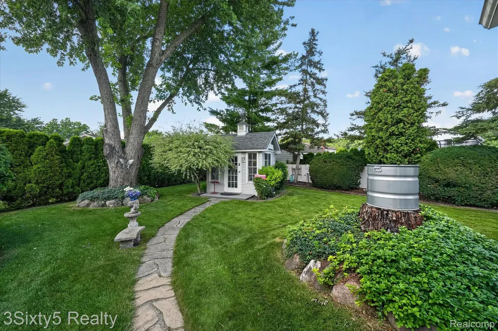 22386 Donnelly Court Brownstown Charter Township MI 48193