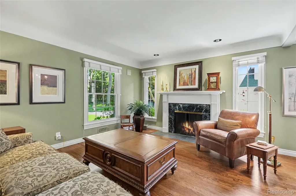 3780 Squirrel Road Bloomfield Charter Township MI 48304