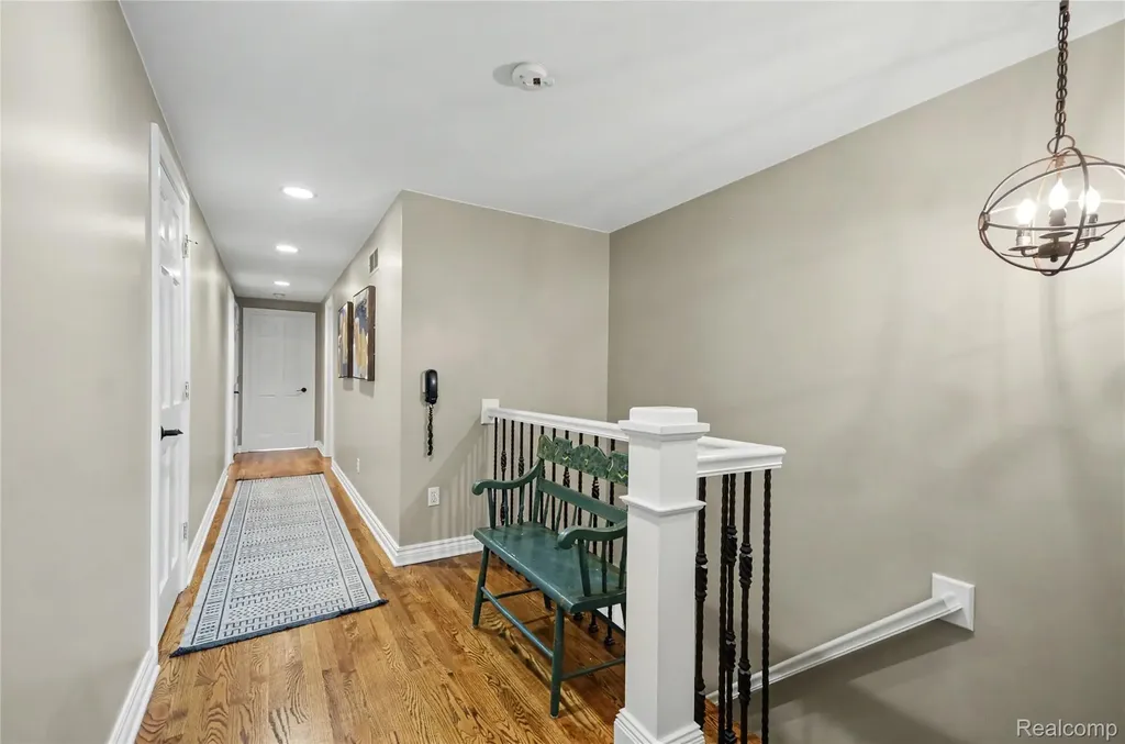 3780 Squirrel Road Bloomfield Charter Township MI 48304