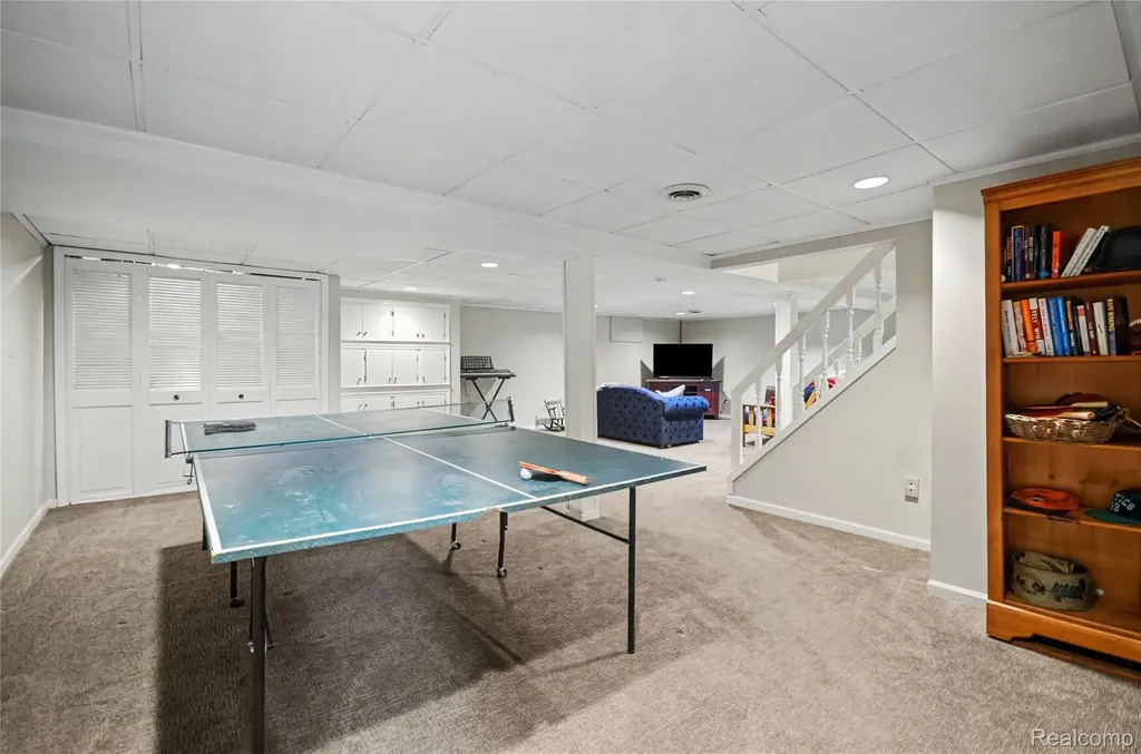 3780 Squirrel Road Bloomfield Charter Township MI 48304