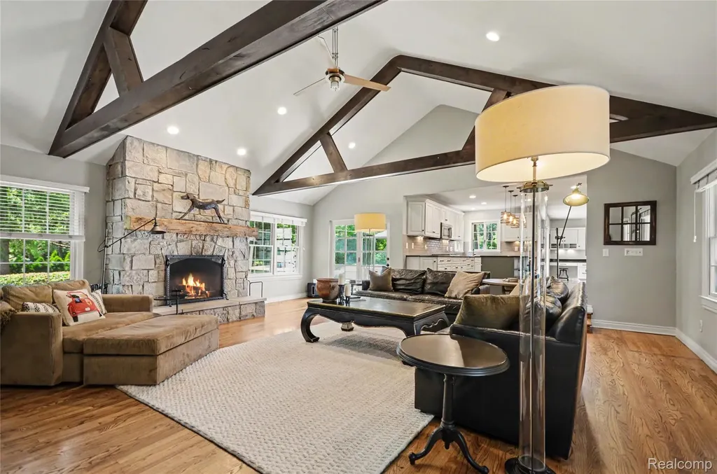 3780 Squirrel Road Bloomfield Charter Township MI 48304