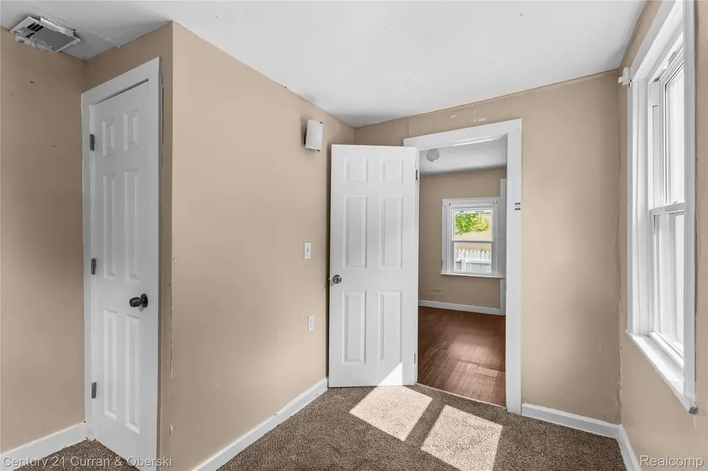1023 Dragoon Street Detroit City MI 48209