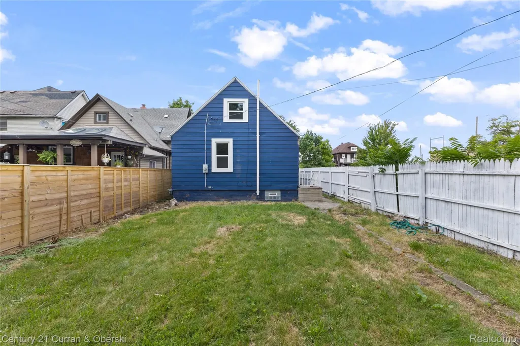 1023 Dragoon Street Detroit City MI 48209