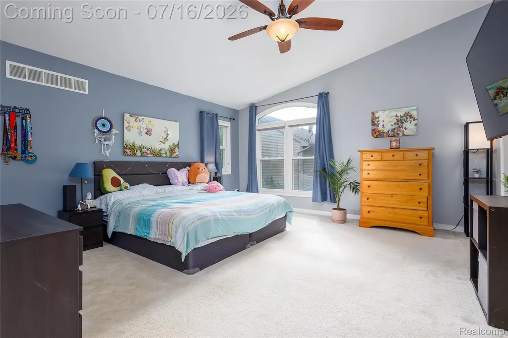 42790 Ledgeview Drive Novi City MI 48377