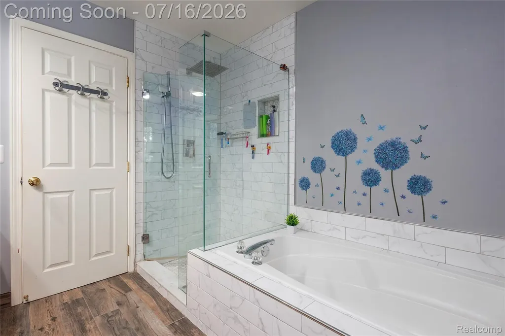 42790 Ledgeview Drive Novi City MI 48377