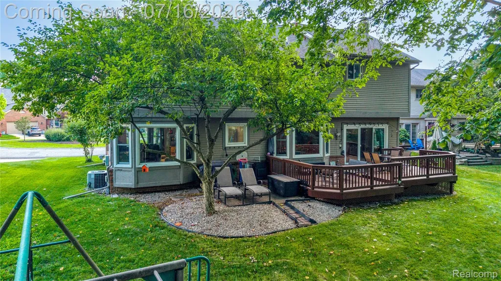 42790 Ledgeview Drive Novi City MI 48377