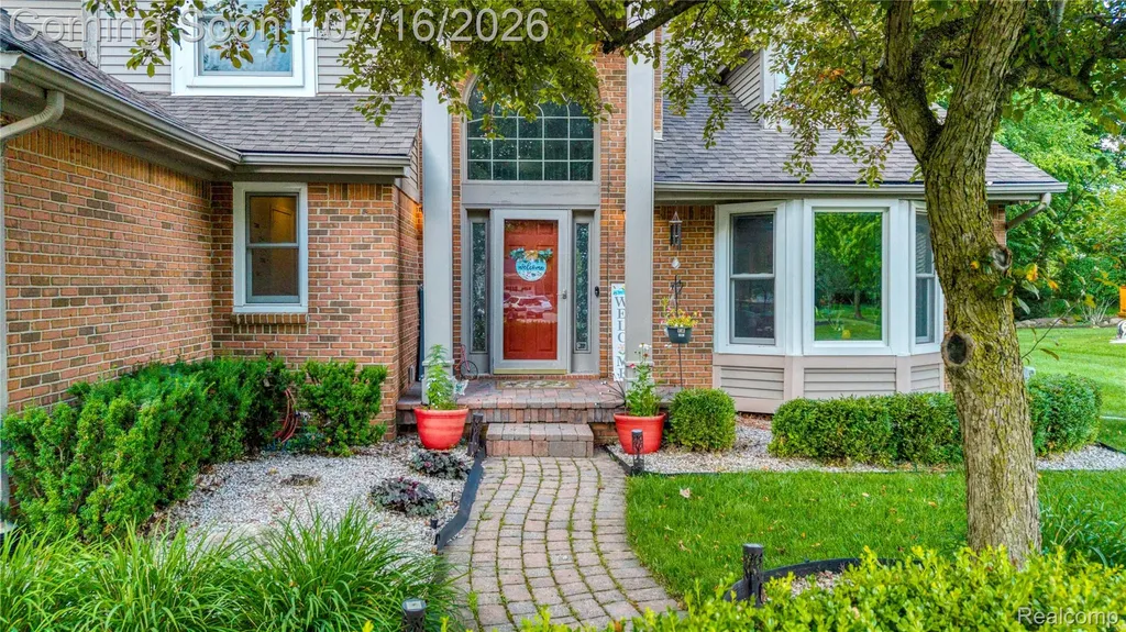 42790 Ledgeview Drive Novi City MI 48377