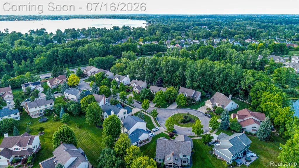 42790 Ledgeview Drive Novi City MI 48377