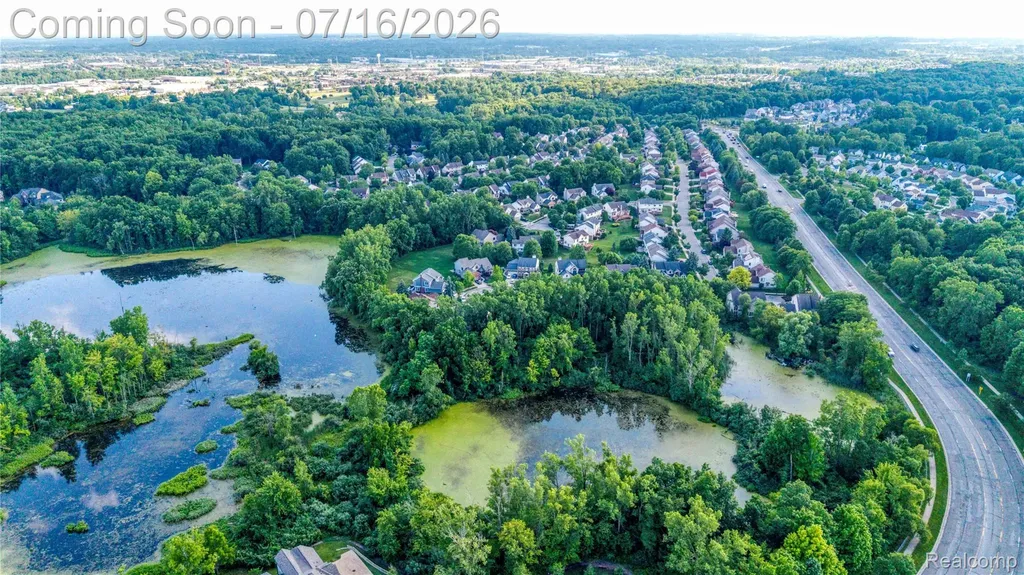 42790 Ledgeview Drive Novi City MI 48377