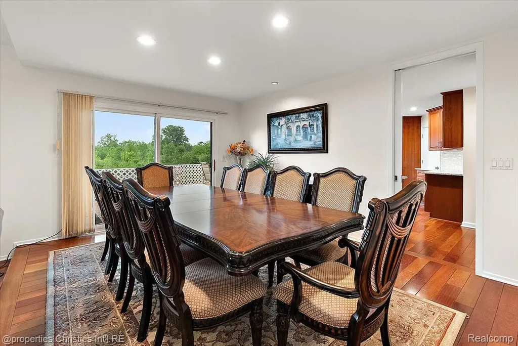 4948 Champlain Circle West Bloomfield Charter Township MI 48323