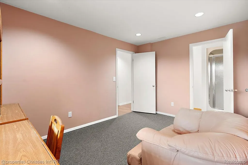 4948 Champlain Circle West Bloomfield Charter Township MI 48323