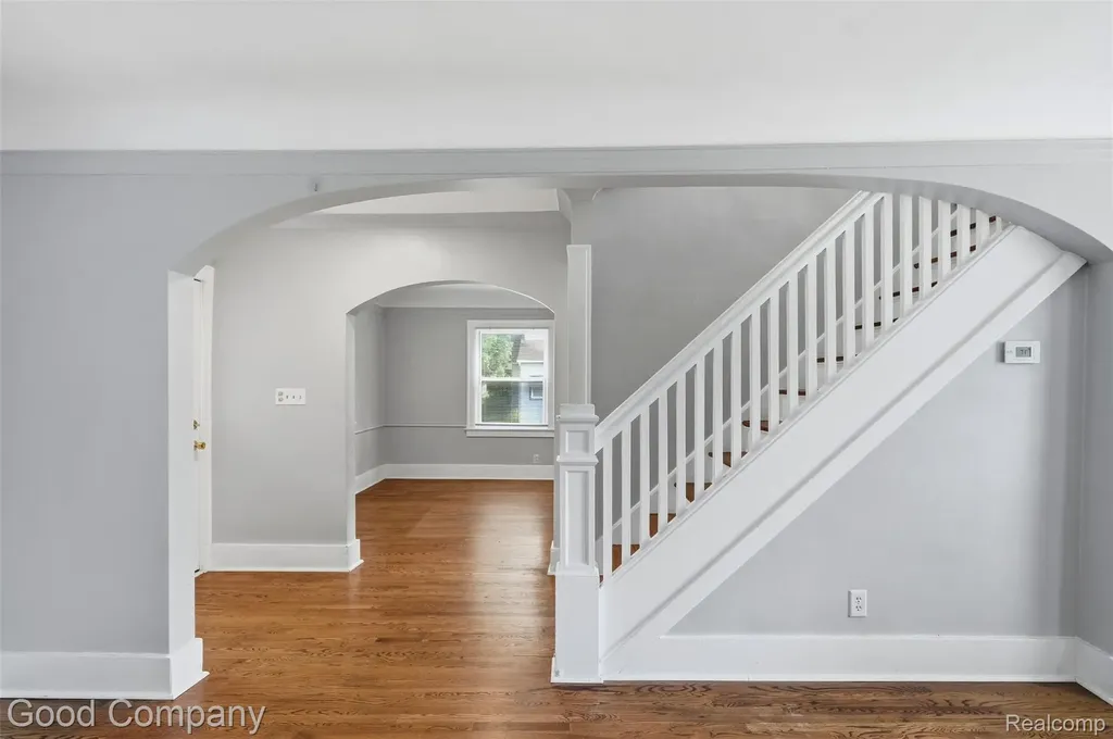 1956 Pinecrest Drive Ferndale City MI 48220