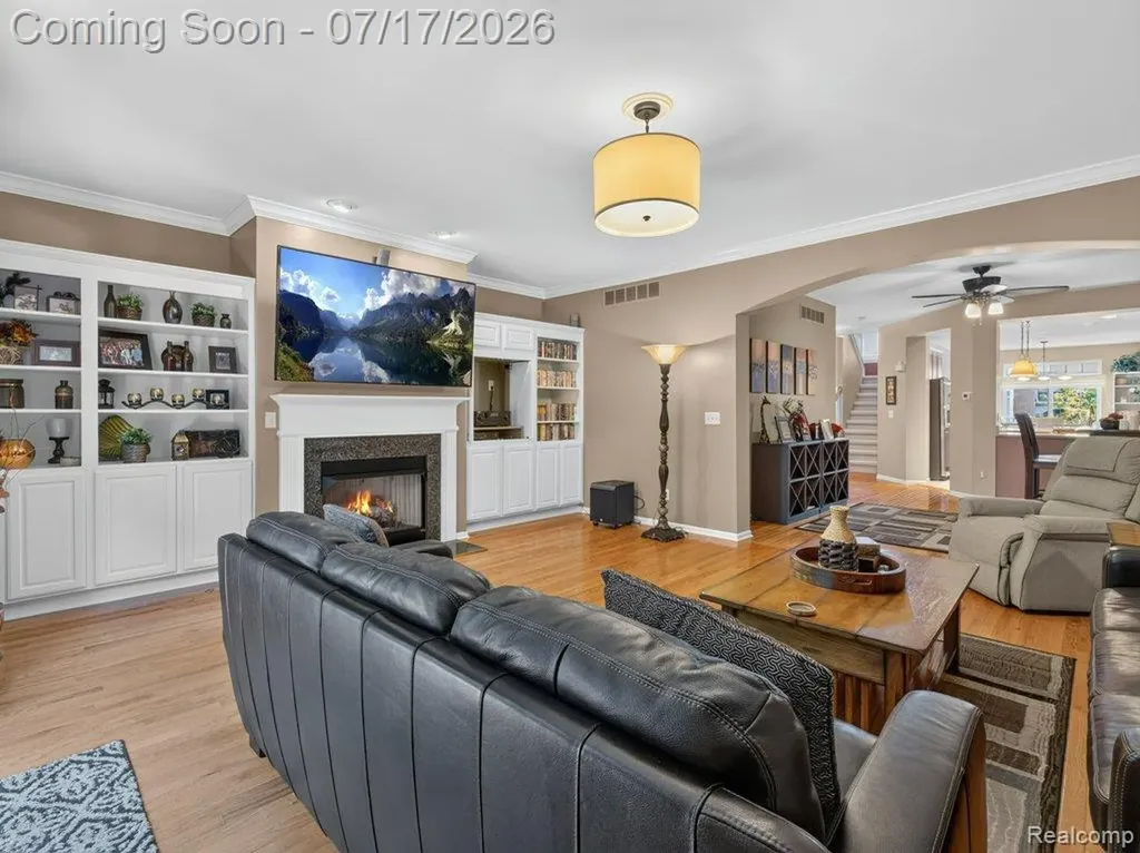 37561 Newburgh Park Circle Livonia City MI 48152
