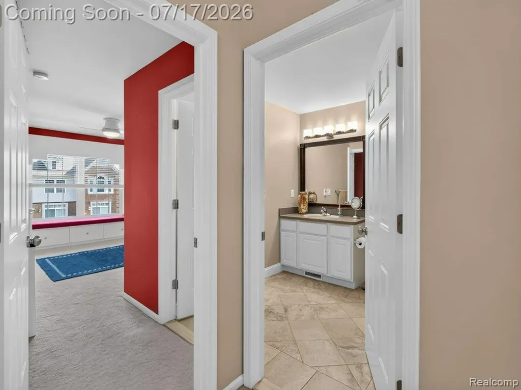 37561 Newburgh Park Circle Livonia City MI 48152