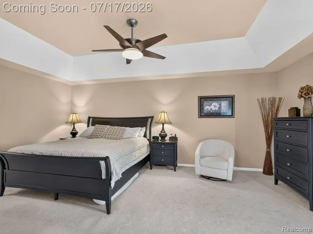 37561 Newburgh Park Circle Livonia City MI 48152