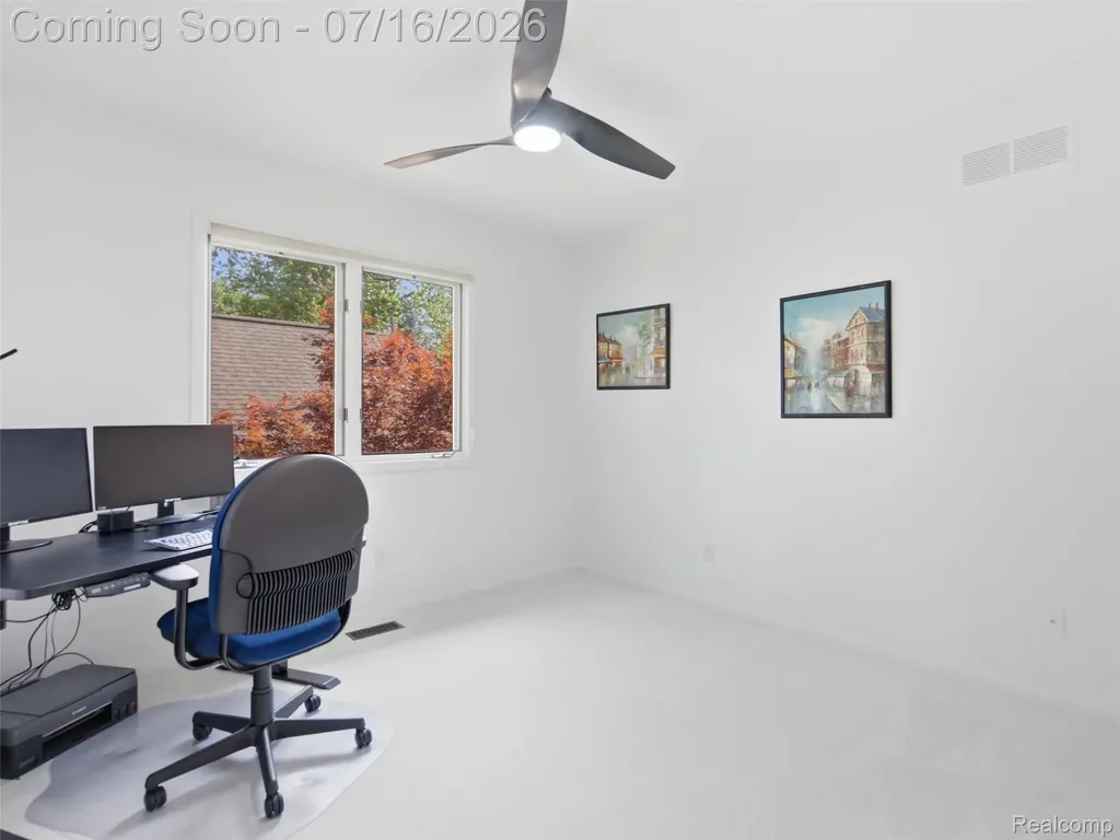 2314 N Duck Lake Road Highland Charter Township MI 48356