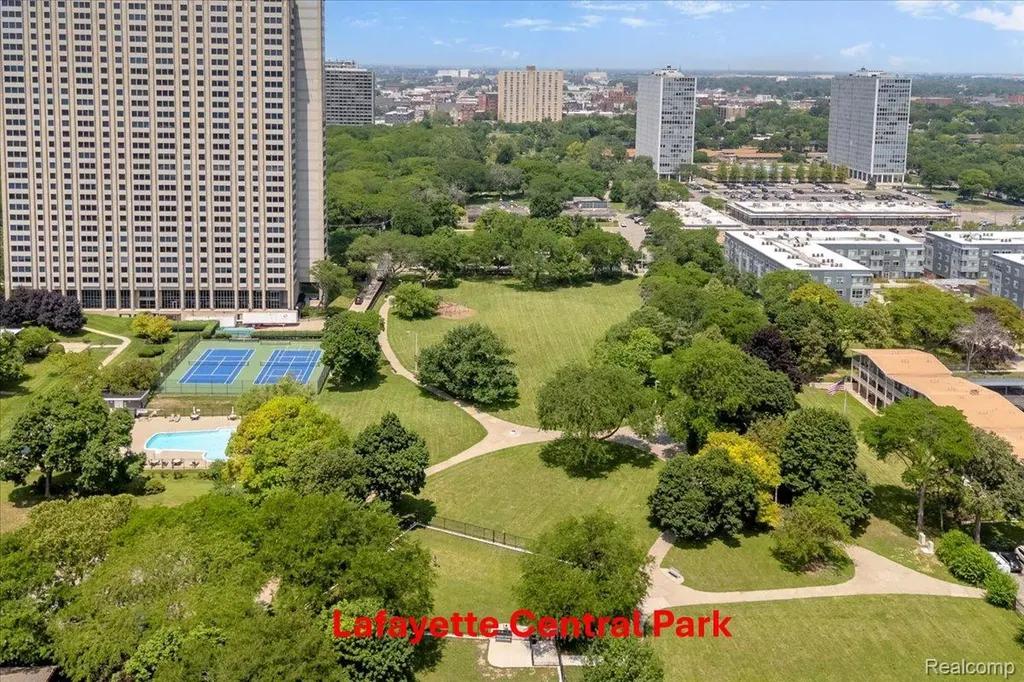 1243 Navarre Place Detroit City MI 48207