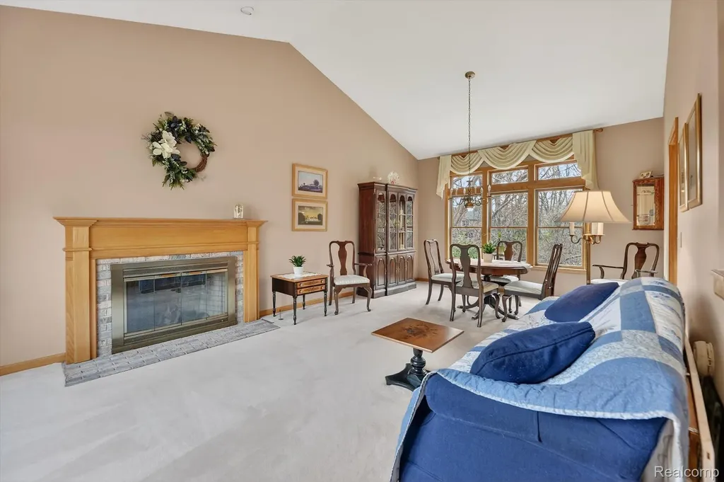 7798 Lee Road Hamburg Township MI 48116