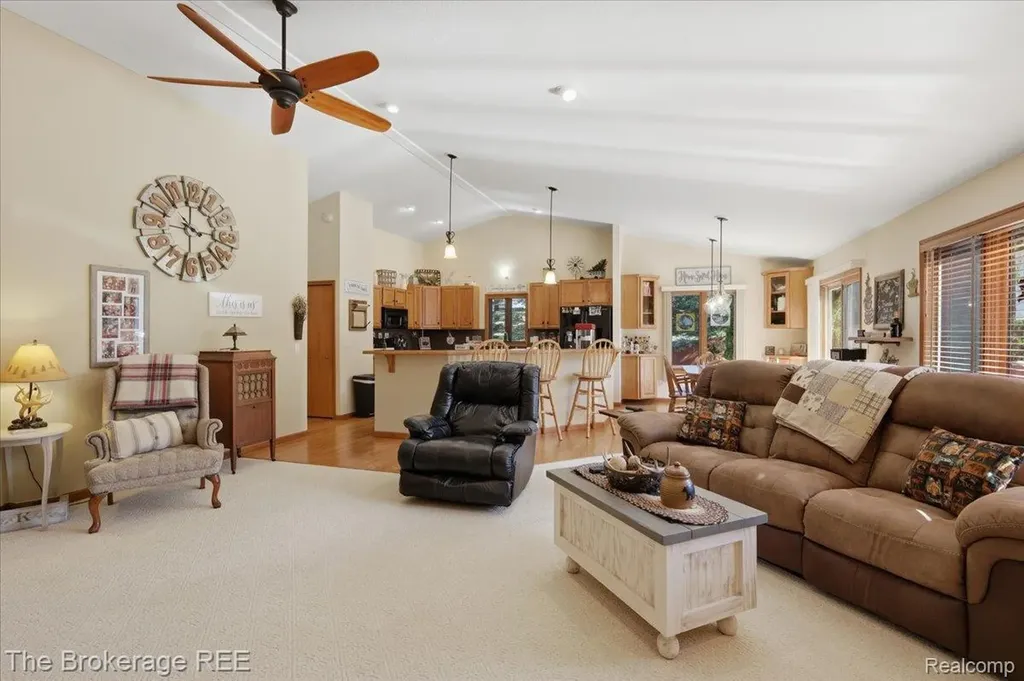 6057 Center Road Grand Blanc Charter Township MI 48439