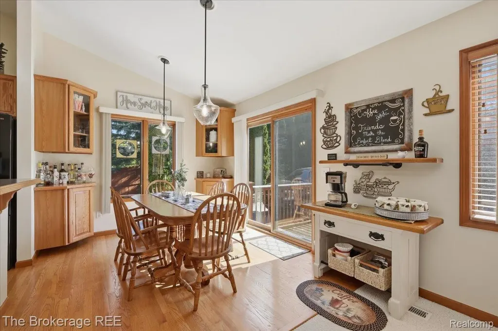 6057 Center Road Grand Blanc Charter Township MI 48439