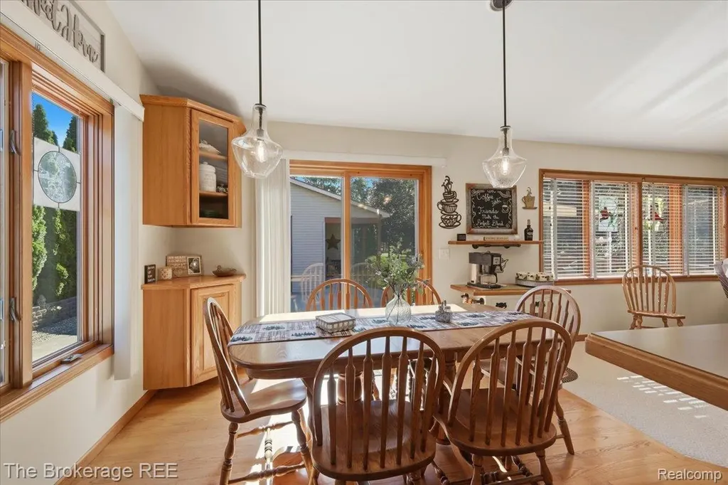 6057 Center Road Grand Blanc Charter Township MI 48439